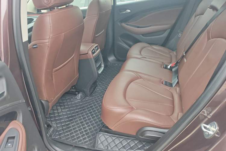 Used Buick Envision 2019 28T Four-Wheel Drive Elite Version China VI Standard Left Rear Seat