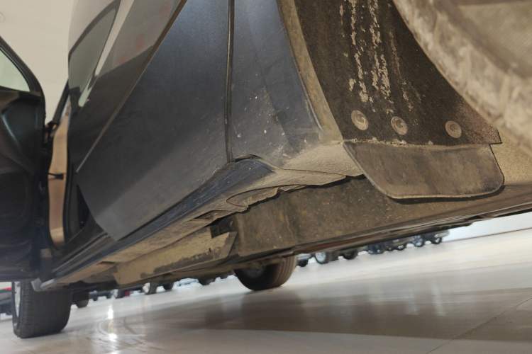 Used Buick Envision 2019 20T Two-Wheel Drive Elite Version China VI Standard Left Side Sill