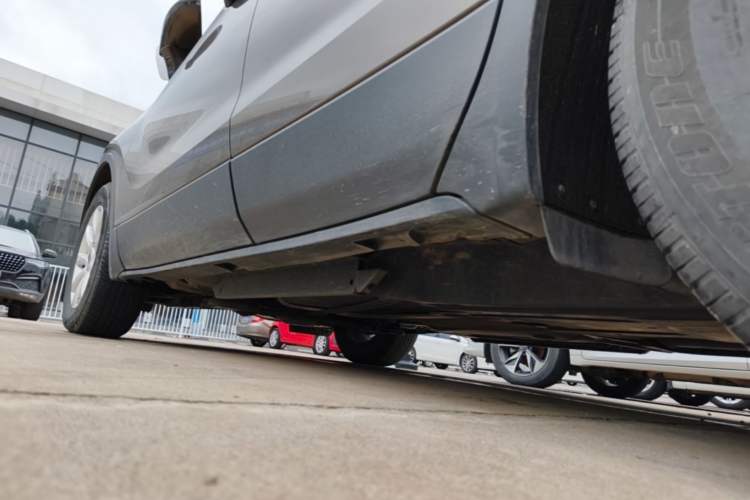 Used Buick Envision 2019 20T Two-Wheel Drive Luxury Version China VI Standard Left Side Sill