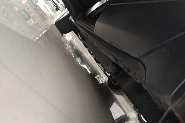Used Buick Envision 2019 20T Two-Wheel Drive Luxury Version China VI Standard Left Side Sill