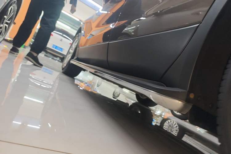 Used Buick Envision 2019 20T Two-Wheel Drive Leading Version China V Standard Left Side Sill