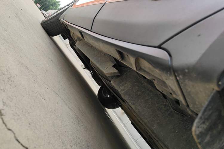 Used Buick Envision 2019 20T Two-Wheel Drive Elite Version China VI Standard Left Side Sill
