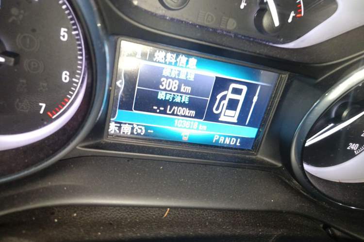 Used Buick Envision 2019 28T 4x4 Elite Version China V Standard Odometer Close Up