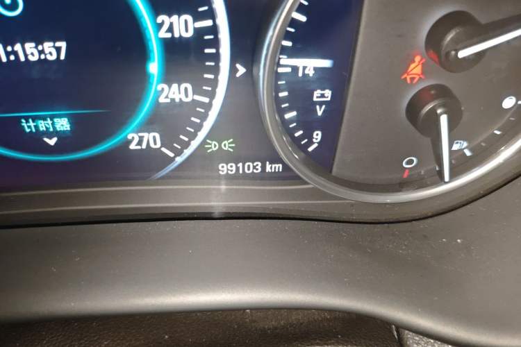 Used Buick Envision 2019 28T Four-Wheel Drive Luxury Version China V Standard Odometer Close Up