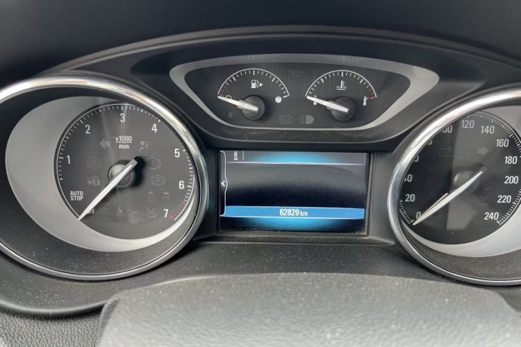 Used Buick Envision 2019 20T Two-Wheel Drive Elite Version China VI Standard Odometer Close Up