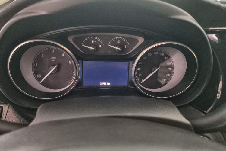 Used Buick Envision 2019 20T Two-Wheel Drive Elite Version China VI Standard Odometer Close Up