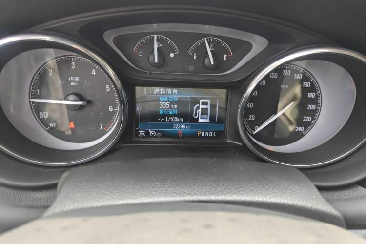 Used Buick Envision 2019 28T 4x4 Elite Version China V Standard Odometer Close Up