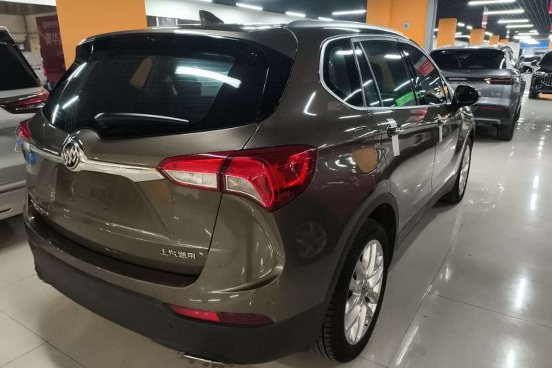 Used Buick Envision 2019 28T 4x4 Elite Version China V Standard Rear Right 45 Deg