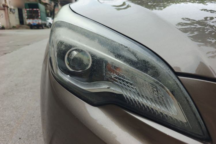 Used Buick Envision 2019 20T Two-Wheel Drive Leading Model China VI Standard Right Front Headlight