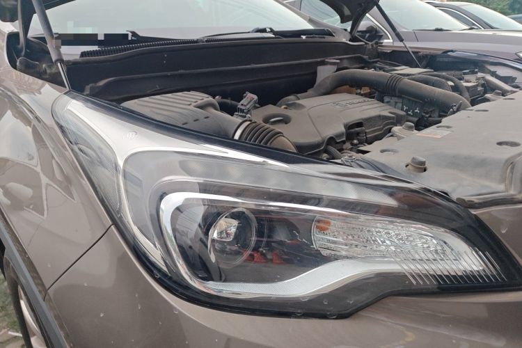 Used Buick Envision 2019 20T Two-Wheel Drive Elite Version China VI Standard Right Front Headlight