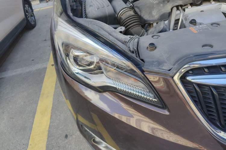 Used Buick Envision 2019 28T Four-Wheel Drive Elite Version China VI Standard Right Front Headlight