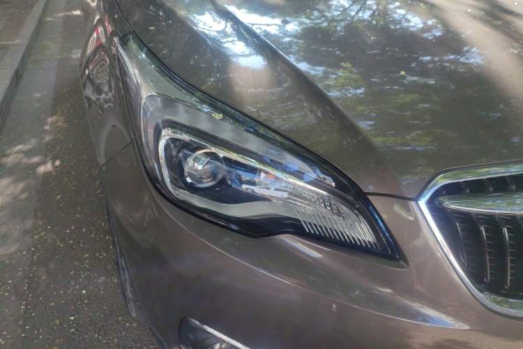 Used Buick Envision 2019 20T Two-Wheel Drive Leading Model China VI Standard Right Front Headlight
