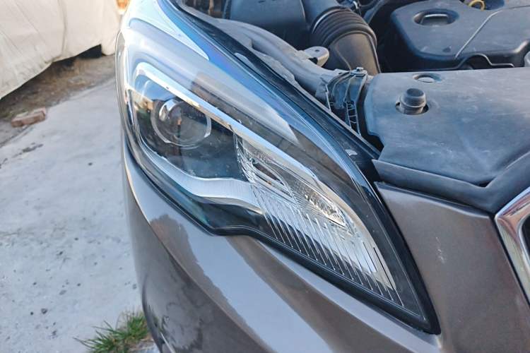 Used Buick Envision 2019 20T Two-Wheel Drive Elite Version China V Standard Right Front Headlight