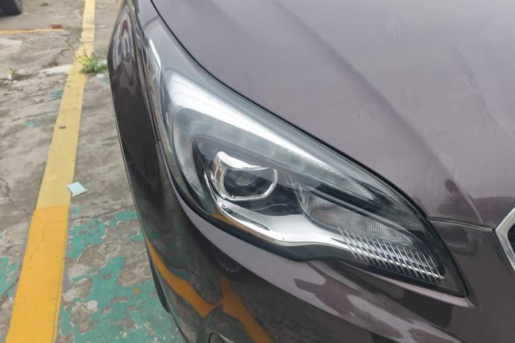 Used Buick Envision 2019 28T Four-Wheel Drive Elite Version China VI Standard Right Front Headlight
