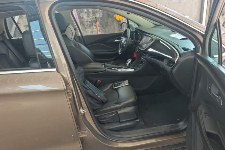 Used Buick Envision 2019 20T Two-Wheel Drive Leading Model China VI Standard Right Front Seat