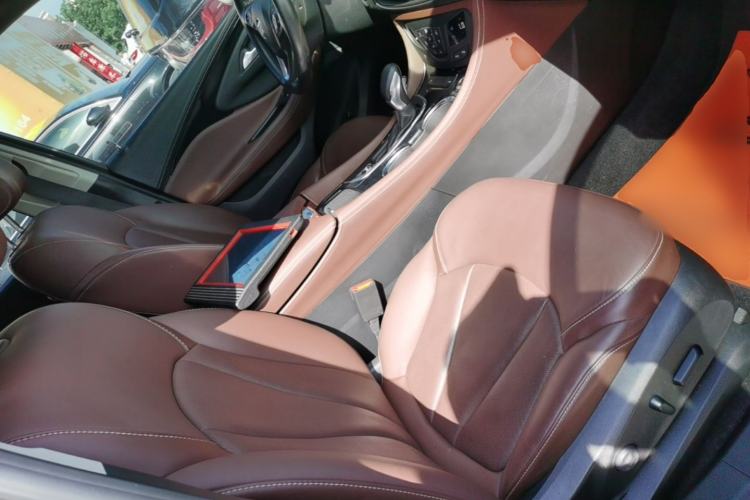 Used Buick Envision 2019 28T 4x4 Luxury Model China VI Standard Right Front Seat