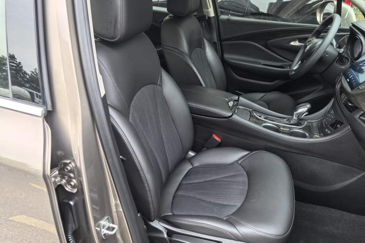 Used Buick Envision 2019 20T Two-Wheel Drive Leading Version China V Standard Right Front Seat