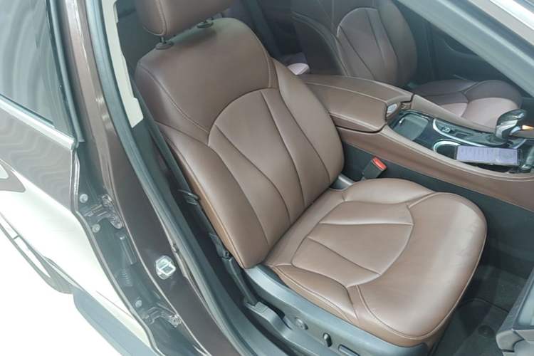 Used Buick Envision 2019 20T Two-Wheel Drive Luxury Version China V Standard Right Front Seat