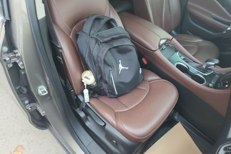 Used Buick Envision 2019 28T 4x4 Elite Version China V Standard Right Front Seat