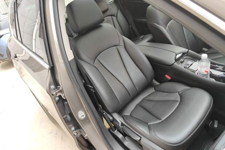 Used Buick Envision 2019 20T Two-Wheel Drive Elite Version China VI Standard Right Front Seat