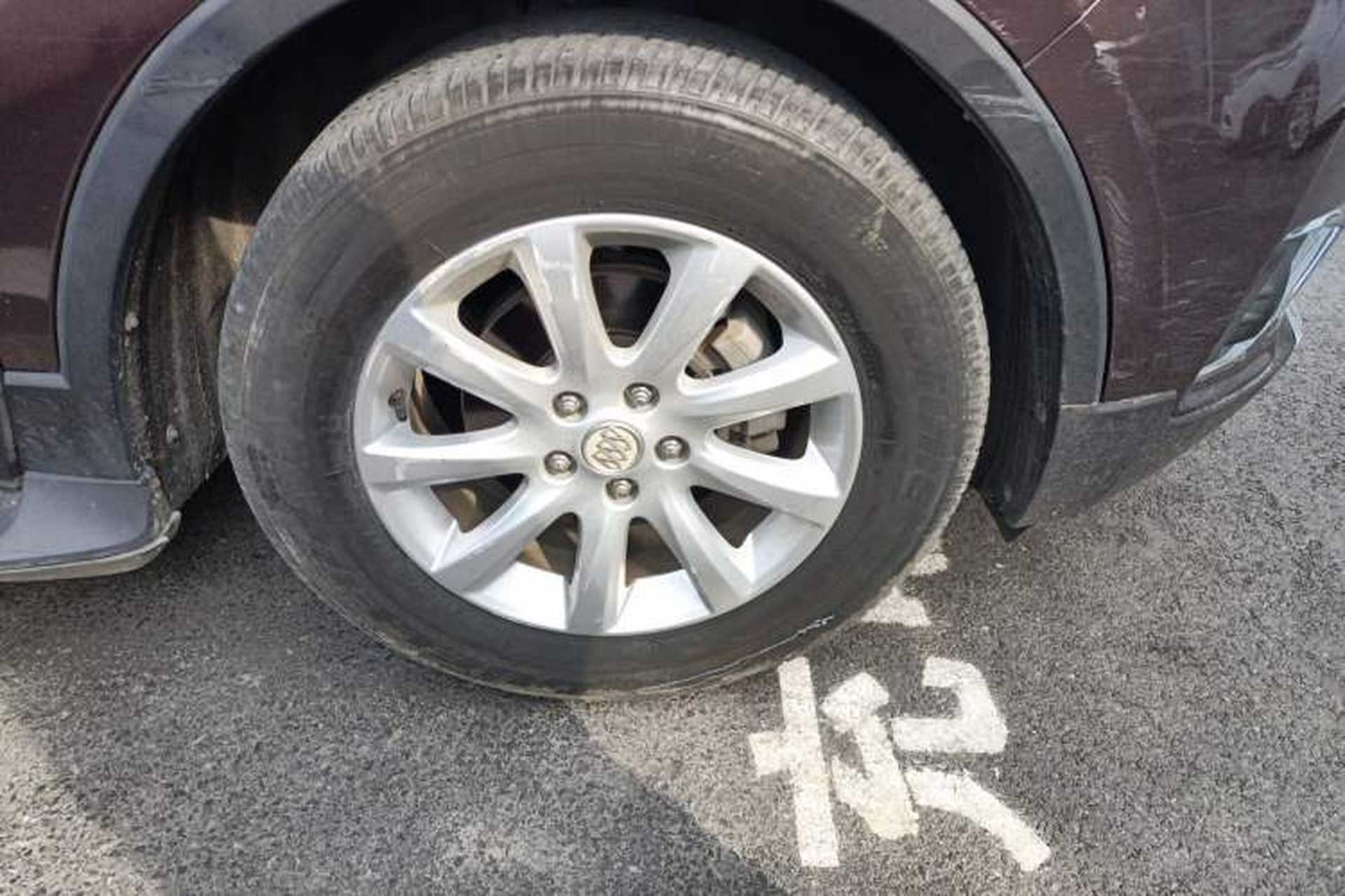 Used Buick Envision 2019 20T Two-Wheel Drive Elite Version China V Standard Right Front Wheel Hub