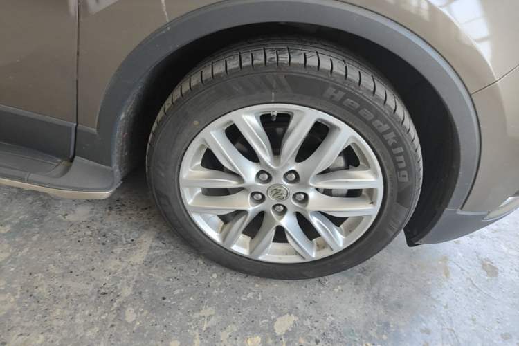 Used Buick Envision 2019 28T 4x4 Elite Version China V Standard Right Front Wheel Hub