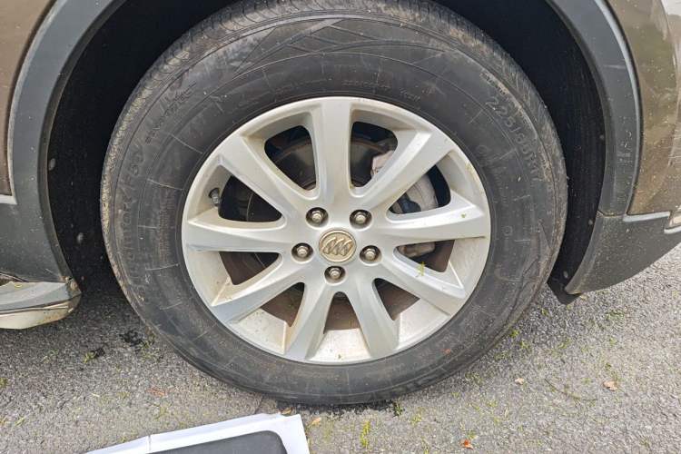 Used Buick Envision 2019 20T Two-Wheel Drive Elite Version China V Standard Right Front Wheel Hub