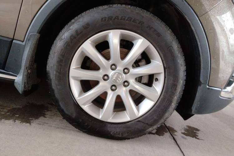 Used Buick Envision 2019 20T Two-Wheel Drive Luxury Version China VI Standard Right Front Wheel Hub