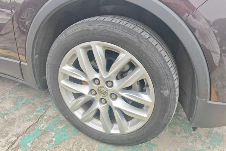 Used Buick Envision 2019 28T Four-Wheel Drive Elite Version China VI Standard Right Front Wheel Hub
