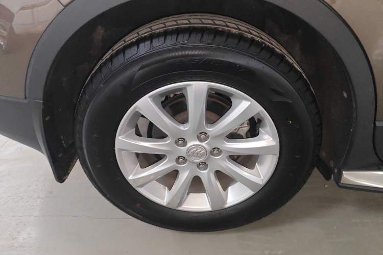 Used Buick Envision 2019 20T Two-Wheel Drive Luxury Version China VI Standard Right Rear Wheel Hub