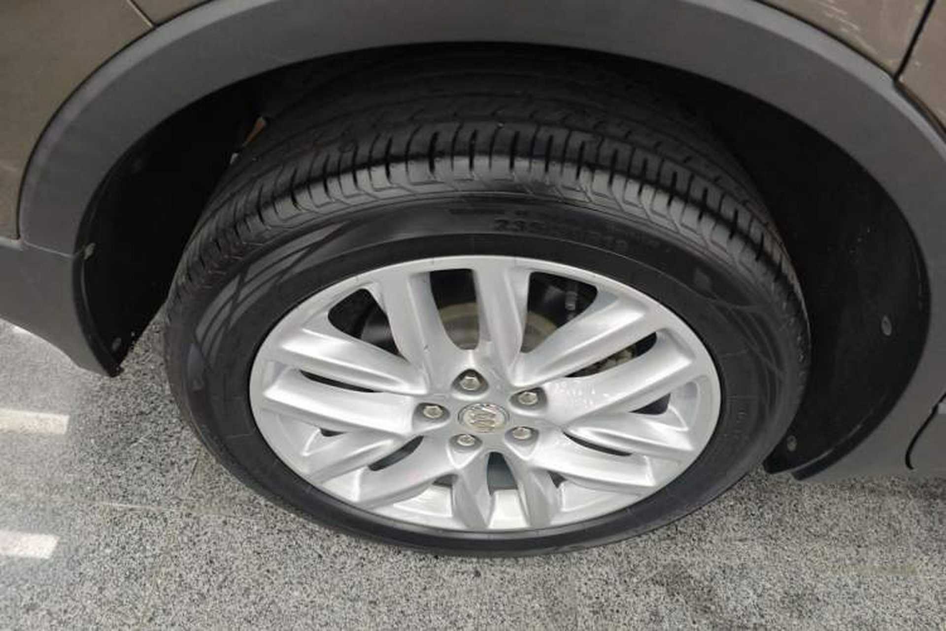 Used Buick Envision 2019 28T 4x4 Elite Version China V Standard Right Rear Wheel Hub
