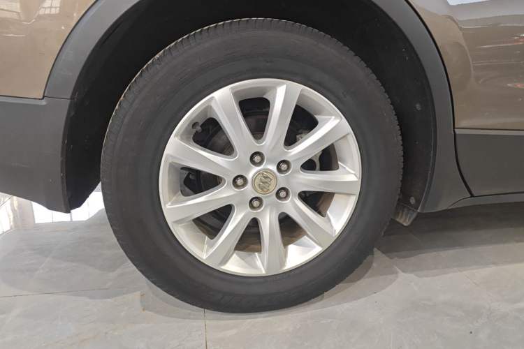 Used Buick Envision 2019 20T Two-Wheel Drive Elite Version China VI Standard Right Rear Wheel Hub
