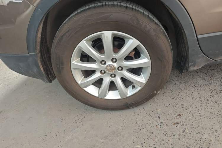 Used Buick Envision 2019 20T Two-Wheel Drive Leading Model China VI Standard Right Rear Wheel Hub