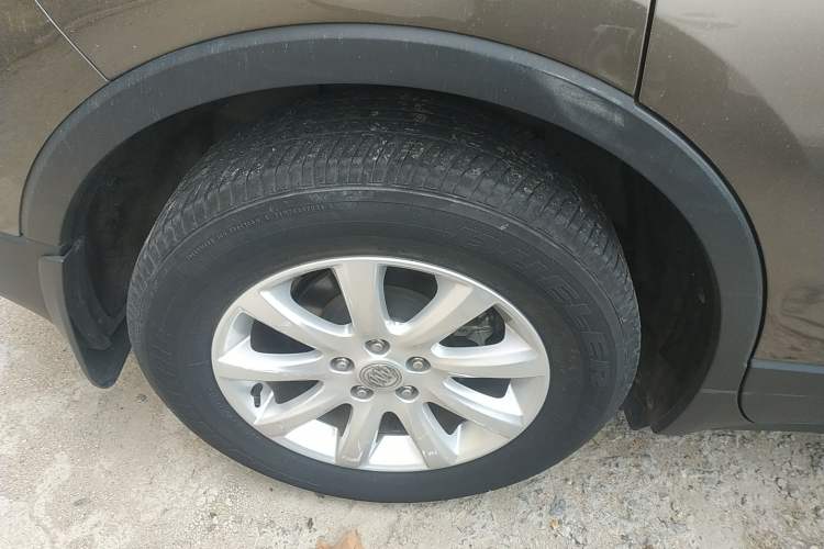 Used Buick Envision 2019 20T Two-Wheel Drive Elite Version China V Standard Right Rear Wheel Hub