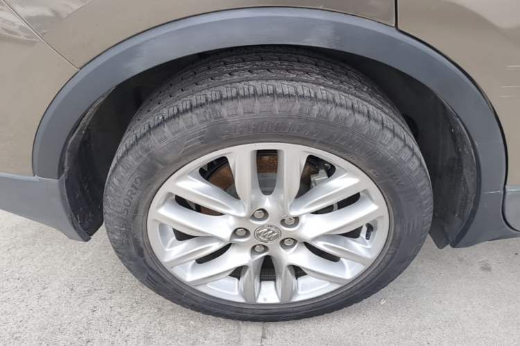 Used Buick Envision 2019 28T 4x4 Elite Version China V Standard Right Rear Wheel Hub