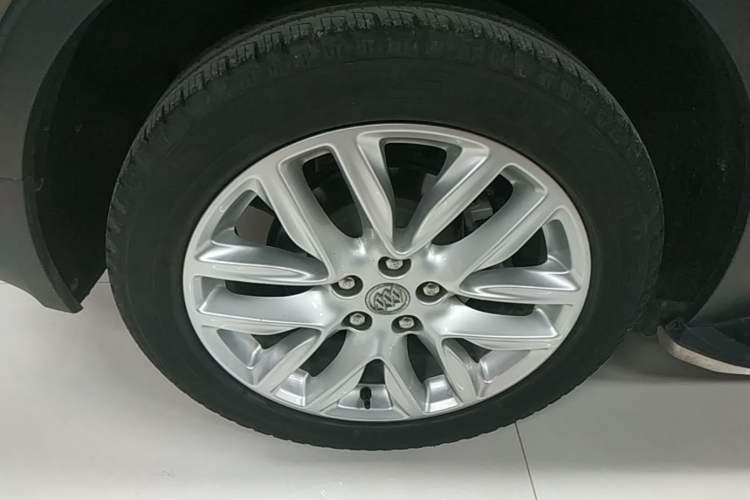 Used Buick Envision 2019 28T Four-Wheel Drive Elite Version China VI Standard Right Rear Wheel Hub