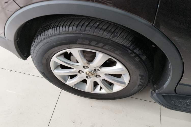 Used Buick Envision 2019 20T Two-Wheel Drive Elite Version China V Standard Right Rear Wheel Hub