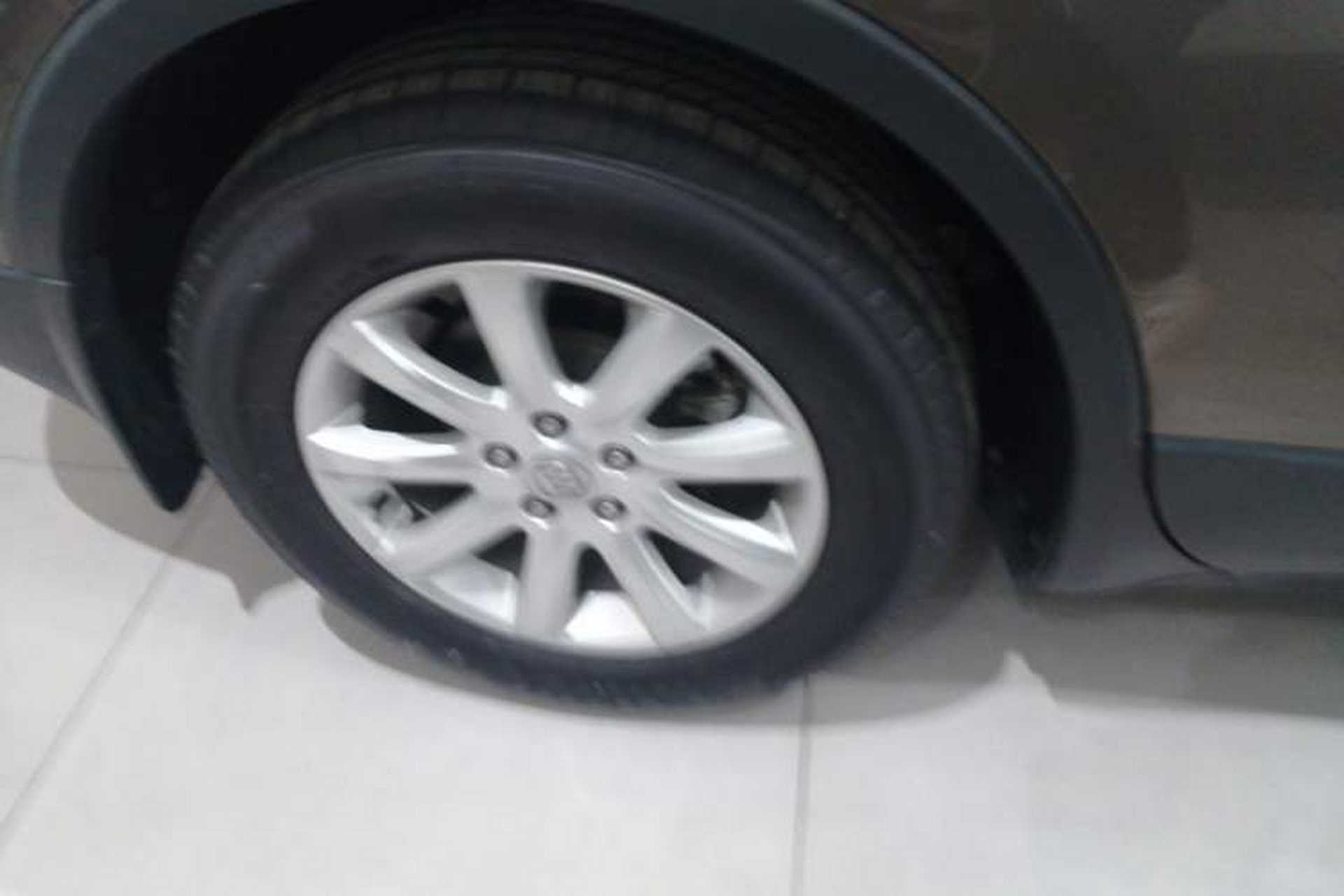 Used Buick Envision 2019 20T Two-Wheel Drive Luxury Version China VI Standard Right Rear Wheel Hub