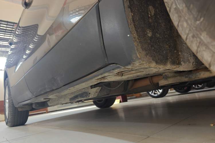 Used Buick Envision 2019 20T Two-Wheel Drive Elite Version China VI Standard Right Side Sill