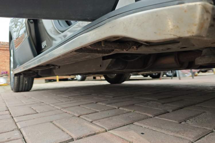 Used Buick Envision 2019 20T Two-Wheel Drive Elite Version China VI Standard Right Side Sill