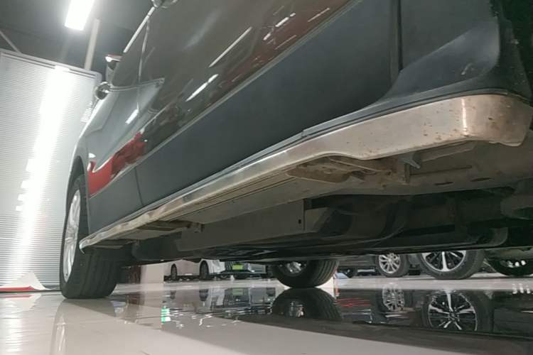 Used Buick Envision 2019 28T Four-Wheel Drive Elite Version China VI Standard Right Side Sill