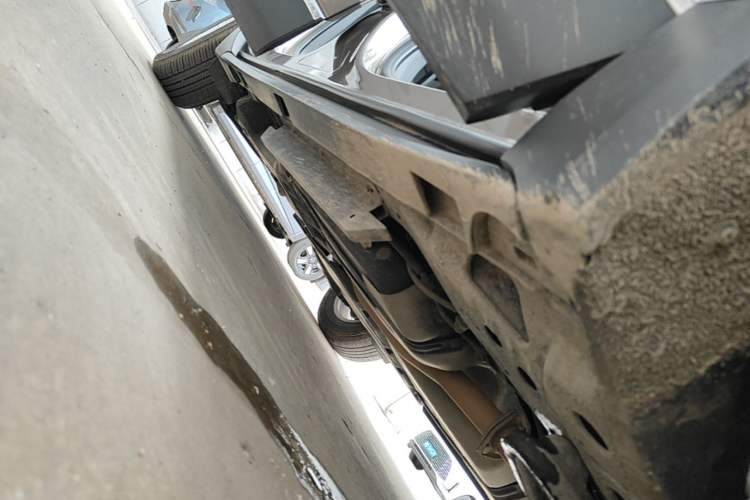 Used Buick Envision 2019 20T Two-Wheel Drive Elite Version China VI Standard Right Side Sill