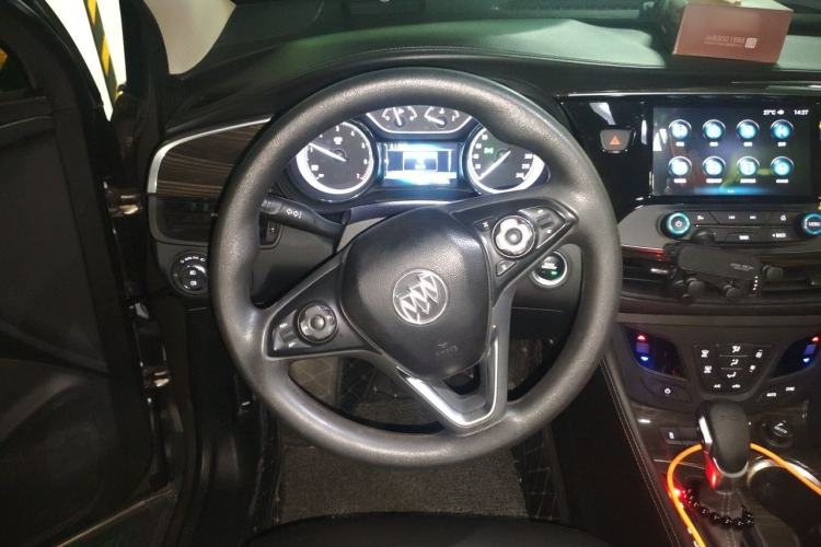 Used Buick Envision 2019 20T Two-Wheel Drive Leading Version China V Standard Steering Wheel