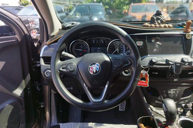 Used Buick Envision 2019 20T Two-Wheel Drive Leading Model China VI Standard Steering Wheel