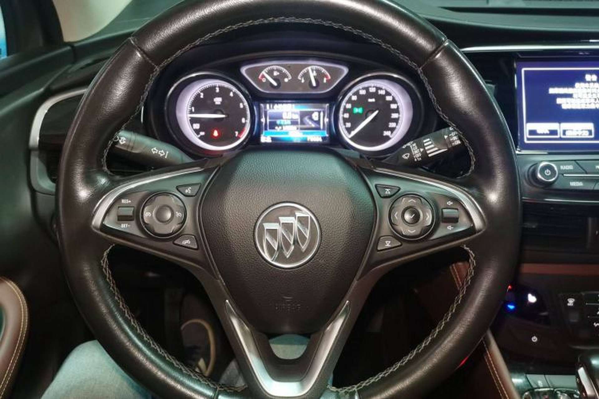 Used Buick Envision 2019 28T 4x4 Elite Version China V Standard Steering Wheel