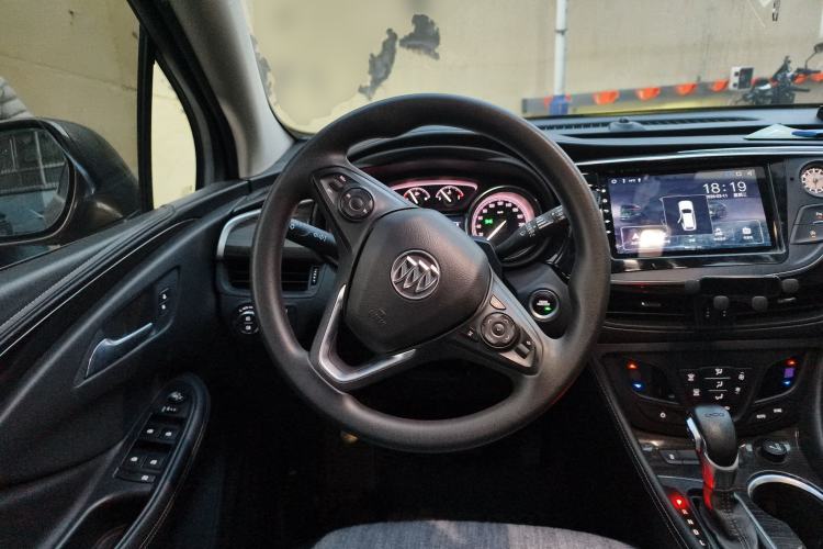 Used Buick Envision 2019 20T Two-Wheel Drive Leading Model China VI Standard Steering Wheel