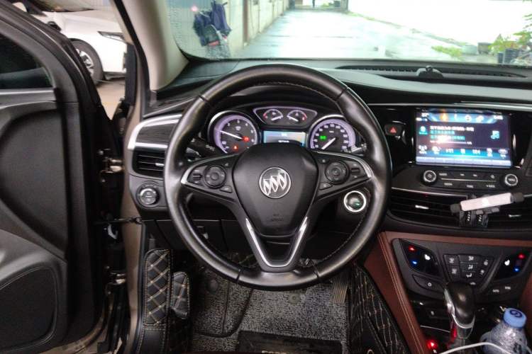 Used Buick Envision 2019 20T Two-Wheel Drive Luxury Version China VI Standard Steering Wheel