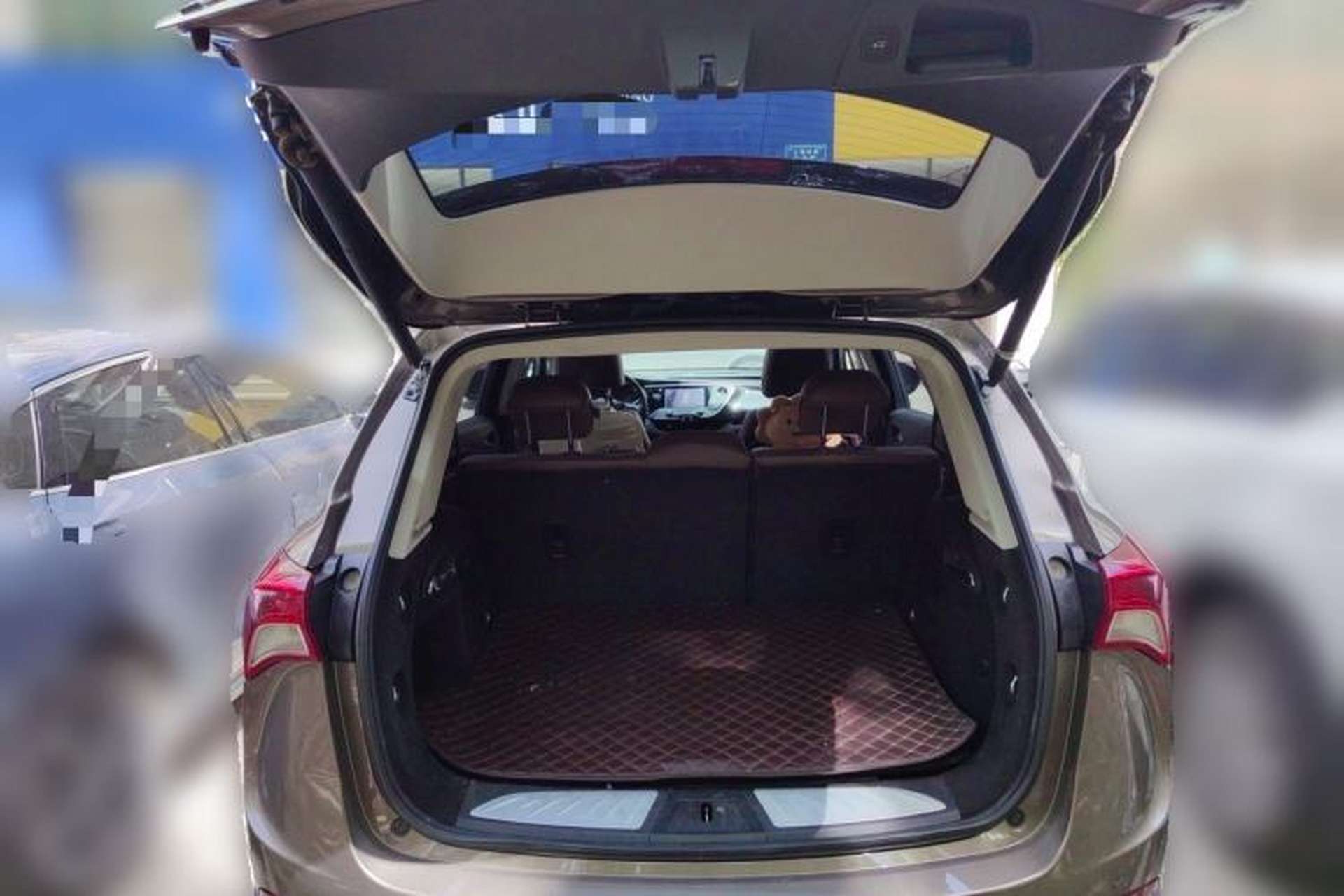 Used Buick Envision 2019 28T 4x4 Luxury Model China VI Standard Trunk
