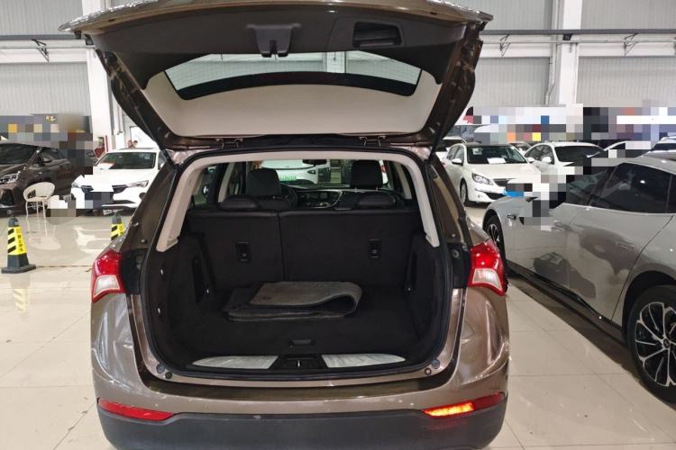 Used Buick Envision 2019 20T Two-Wheel Drive Leading Version China V Standard Trunk