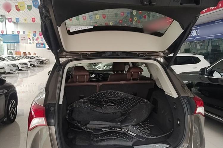 Used Buick Envision 2019 20T Two-Wheel Drive Luxury Version China VI Standard Trunk